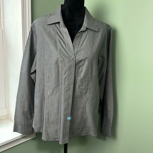 Gold label, investments white, and gray, striped button up, 18